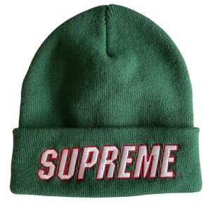 SUPREME GREEN BEANIE DEADSTOCK